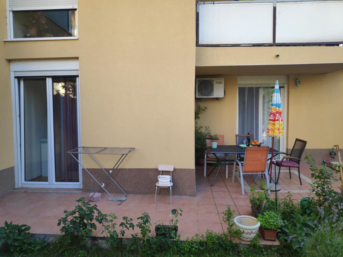 Spacious Apartment With Big Garden Near Beach Split Eksteriør billede