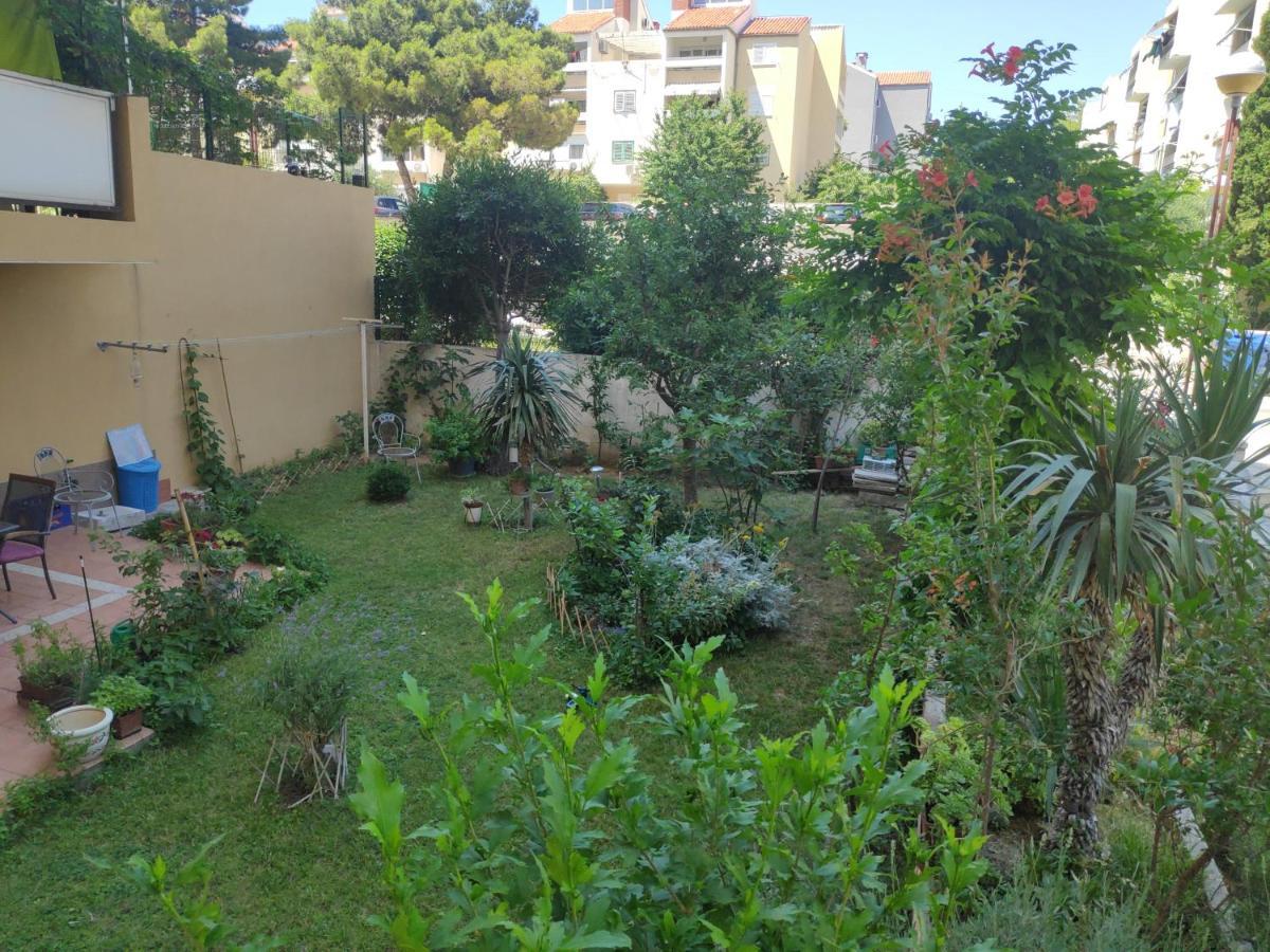 Spacious Apartment With Big Garden Near Beach Split Eksteriør billede